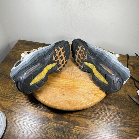 Nike Air Max 95 Yellow Strike Shoes Sneakers Men's Size 8 DX4236-100 - Picture 8 of 8